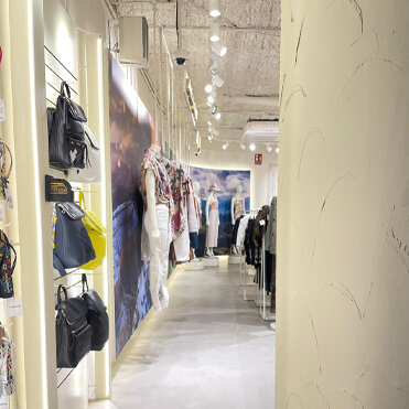 Reforma de tienda en centro comercial